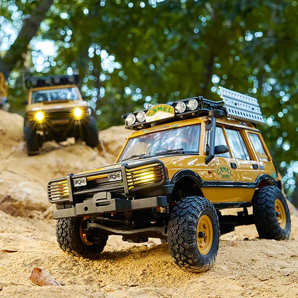 FMS FCX24M RTR 1/24 2.4G 4WD RC Car for Land Rover Camel Trophy Edition Rock Crawler Off-Road Climbing Truck Two Speed LED Lights Vehicles Models Oil Filled Shocks Toys - Image 6