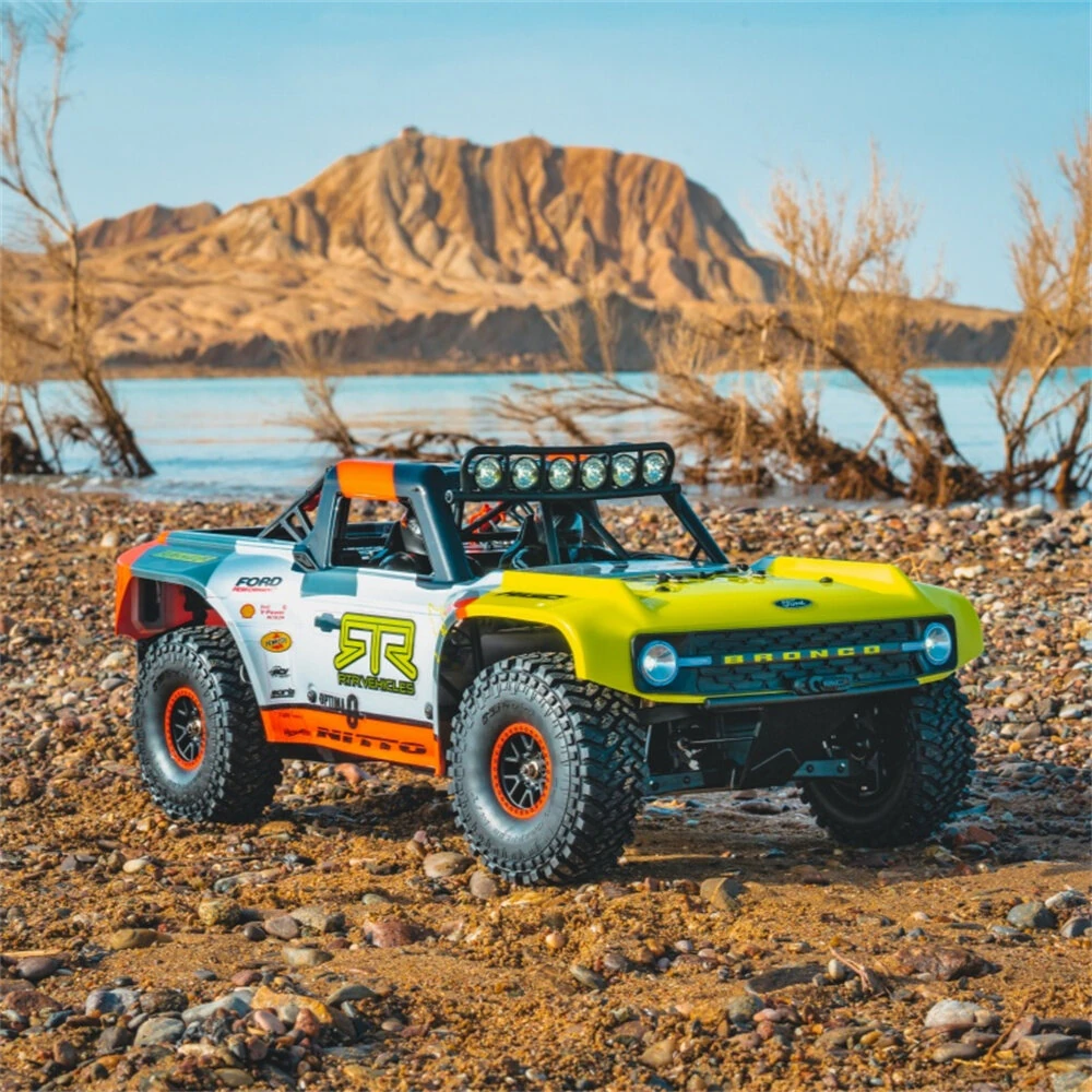 FMS 10702 for Ford Bronco 1/7 2.4G 4WD 80km/h RS EB Brushless RC Car Short Course Off-Road Truck Metal Chassis Hobbywing Motor ESC Metal Drive Shafts Gears Three Differentials Gyro LED Light Full Proportional Vehicles Models Toys - Image 5
