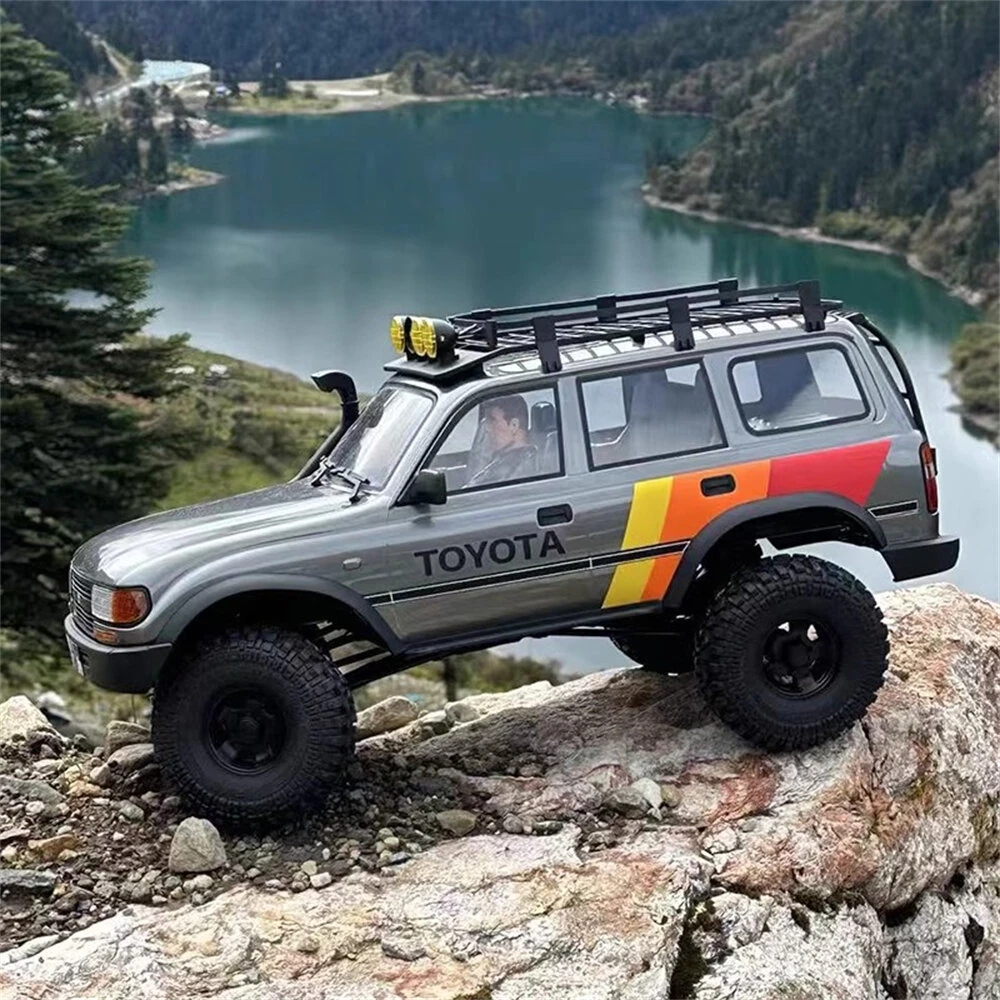 FMS FCX10 LC80 for TOYOTA Land Cruiser 80 RS 1/10 2.4G 4WD RC Car Off-Road Climbing Truck Rock Crawler LED Light Two Speed Vehicles Models Toys - Image 6